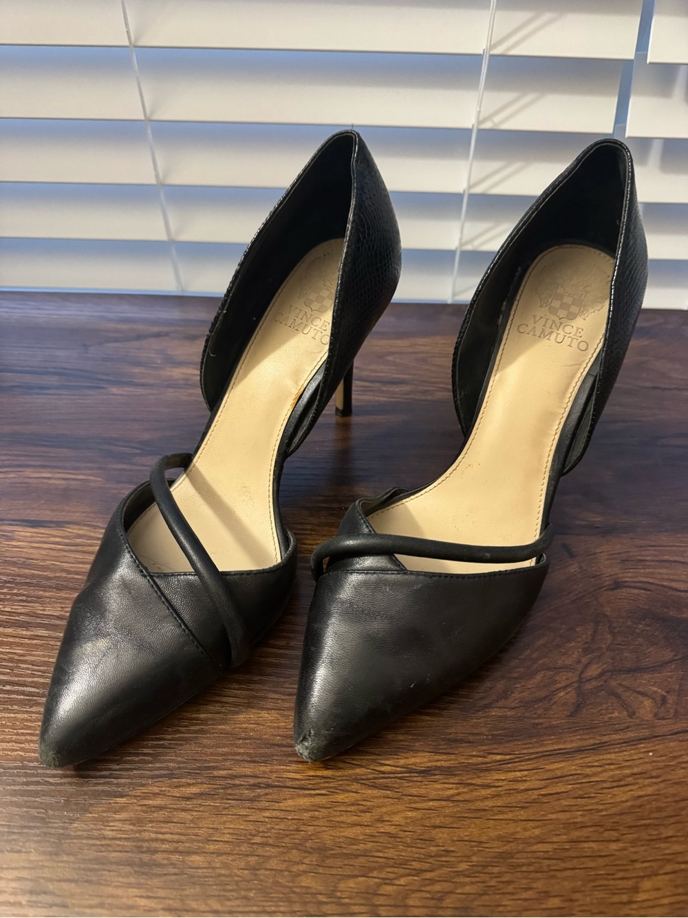 Vince Camuto Adeilia Black Pointed-Toe D'Orsay Strappy Pumps - Womens 9.5, M, 41